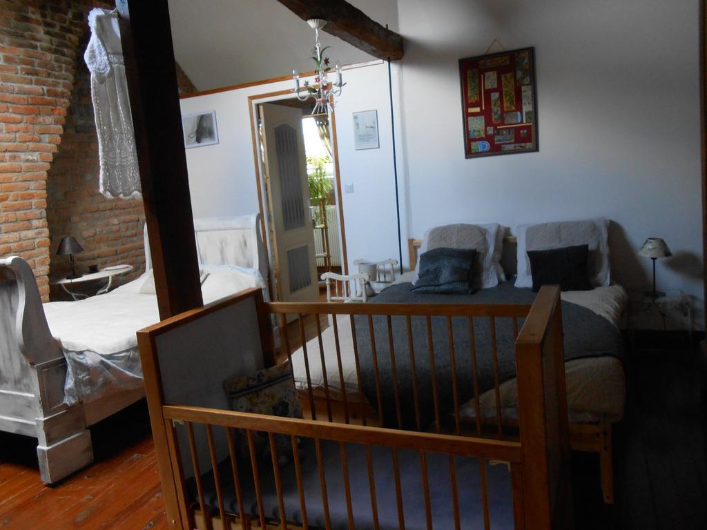 La Mezzanine Hotell Amfroipret Exteriör bild